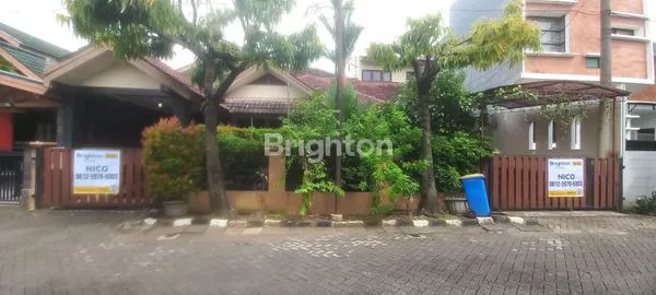 image DIJUAL RUMAH BESAR 2 LT KEMANG PRATAMA (1)