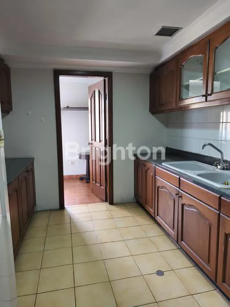 image APARTEMEN KUSUMA CHANDRA 3KT FURNISHED SIAP HUNI (6)