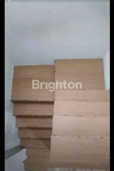 image RUMAH YANG STRATEGIS DI PEKAYON JAKARTA TIMUR (3)