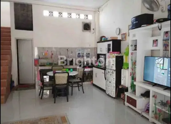 image RUMAH YANG STRATEGIS DI PEKAYON JAKARTA TIMUR (2)