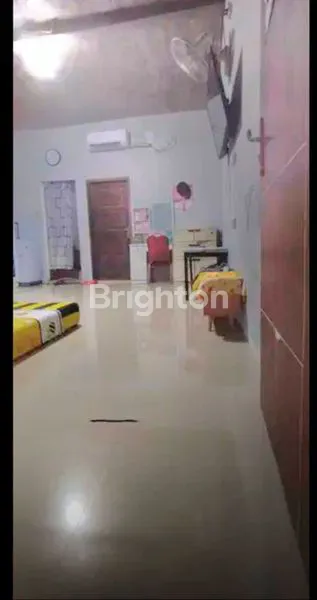 image RUMAH YANG STRATEGIS DI PEKAYON JAKARTA TIMUR (4)