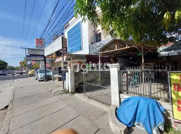 image DIJUAL TANAH DAN BANGUNAN RUMAH DAERAH PELANBARU KOTA (1)