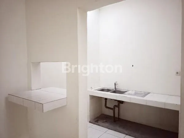 image ROYAL SQUARE DISEWAKAN RUKO BAGUS SIAP PAKAI SEMARANG (4)