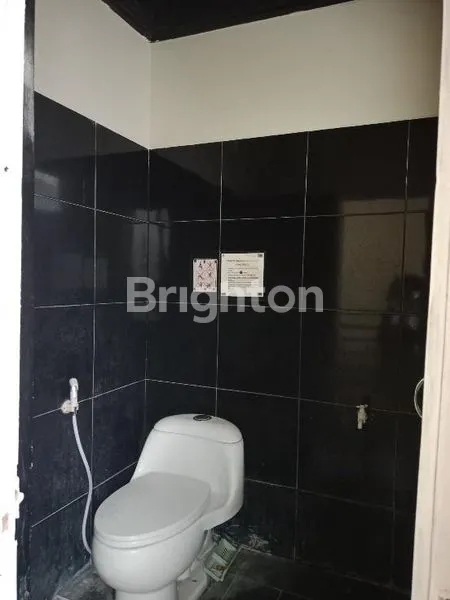 image ROYAL SQUARE DISEWAKAN RUKO BAGUS SIAP PAKAI SEMARANG (8)