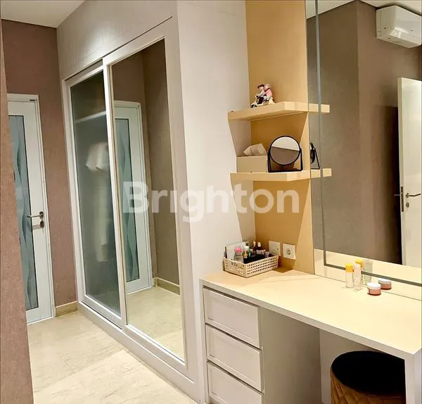 image JUAL / SEWA APARTMENT PODOMORO - FULL FURNISHED MEWAH - UK. 56 M2 - 2 BR - TOWER LINCOLN ( FAVORIT ) - LANTAI 11 (6)