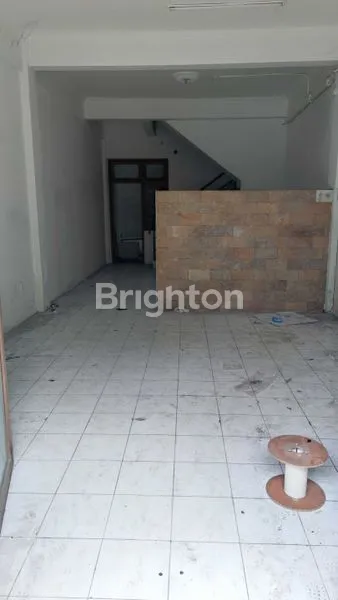 image JUALSEWA RUKO 3 LANTAI DEKAT MASJID AL-AKBAR - KEBONSARI, GAYUNG KEBONSARI - SURABAYA\\N (2)