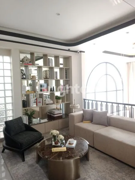 image RUMAH MEWAH TIPE 8 ROYAL DI BUKIT PODOMORO (5)