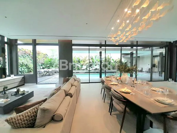 image RUMAH LUX PALING PREMIUM XANDARI SUMMARECON BANDUNG (8)