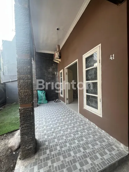 image RUMAH JL PUCANG ANOM TIMUR 2 LANTAI, KERTAJAYA GUBENG (2)