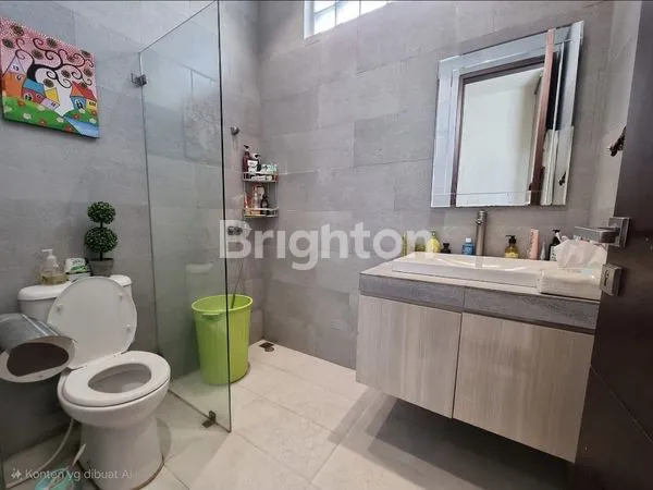 image RUMAH 3 LANTAI MINIMALIS DI SUNTER (4)