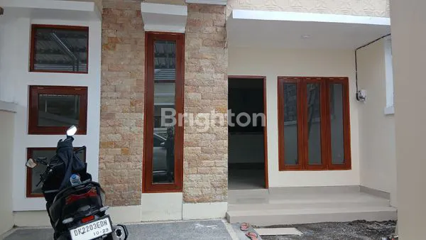 image RUMAH BARU 2KT DI TABANAN, LT 70M² (1)