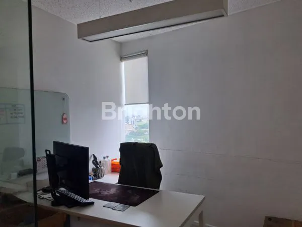 image “DIJUAL KANTOR EKSKLUSIF SIAP PAKAI DI MENARA 165, LOKASI STRATEGIS DI JANTUNG BISNIS, TB SIMATUPANG.” (5)