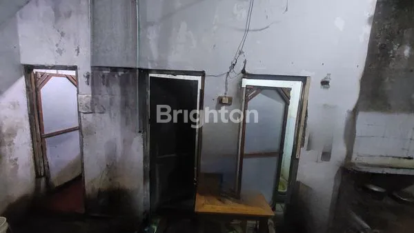 image RUMAH DI KAWASAN STRATEGIS MANAHAN BANJARSARI SOLO (4)