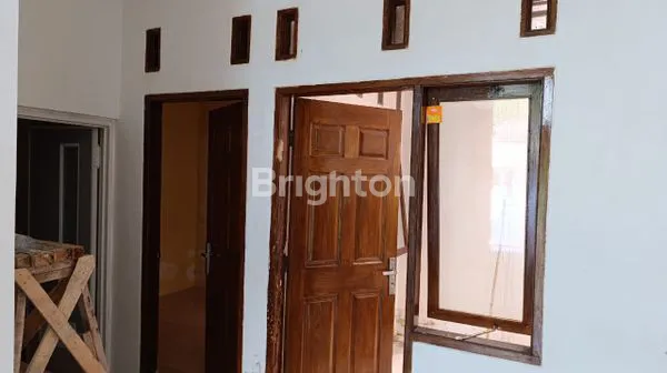 image RUMAH DALAM KOMPLEK AREA STRATEGIS (4)