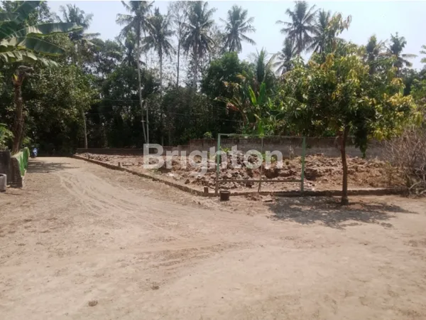 image RUMAH HOOK SIAP BANGUN DI SEYEGAN SLEMAN – LOKASI STRATEGIS & HARGA TERJANGKAU! (1)