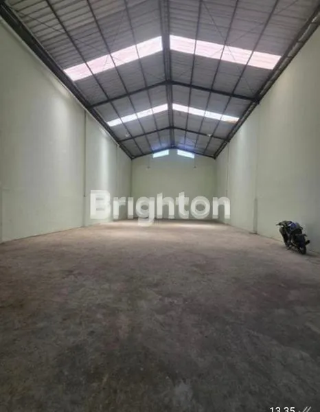 image GUDANG BESAR SIAP PAKAI KAWASAN INDUSTRI  PULAU BALANG (2)