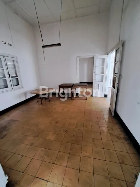 image RUMAH HITUNG TANAH NOL JALAN RAYA STRATEGIS PUSAT KOTA MALANG AREA BUNULREJO DEKAT RAMPAL (4)