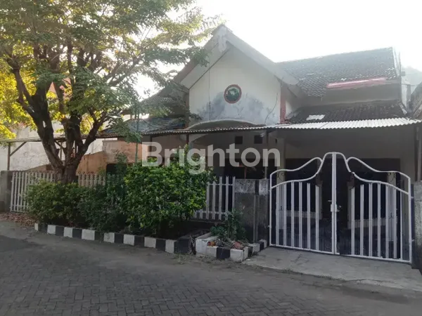 image RUMAH SECOND RUNGKUT LINGKUNGAN TENANG, DEKAT PUSAT BELANJA, DEKAT KE MERR  (1)