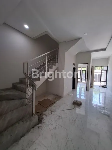 image RUMAH BARU TENGGILIS MEJOYO SELATAN \N (2)
