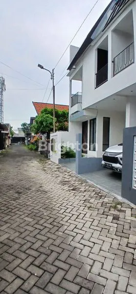 image RUMAH MINIMALIS MODERN DEKAT SUHAT MALANG (3)