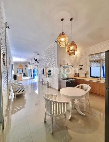 image VILLA FULLY FURNISHED IN TUMBAK BAYUH PERERRNAN CANGGU (3)