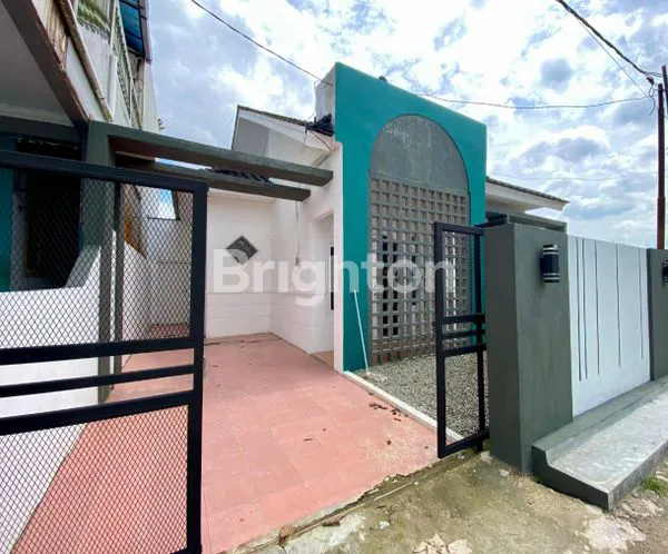 image RUMAH CANTIK DAN TERAWAT  POSISI HOOK SEPINGGAN PRATAMA (1)