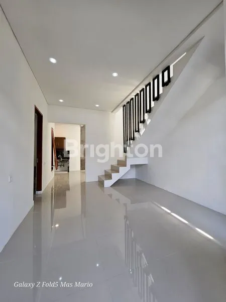 image RUMAH MODERN DEKAT SUHAT MALANG (5)