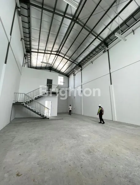 image GUDANG ELP MANYAR, AKSES TOL MANYAR KLBM & PORT JIIPE (1)