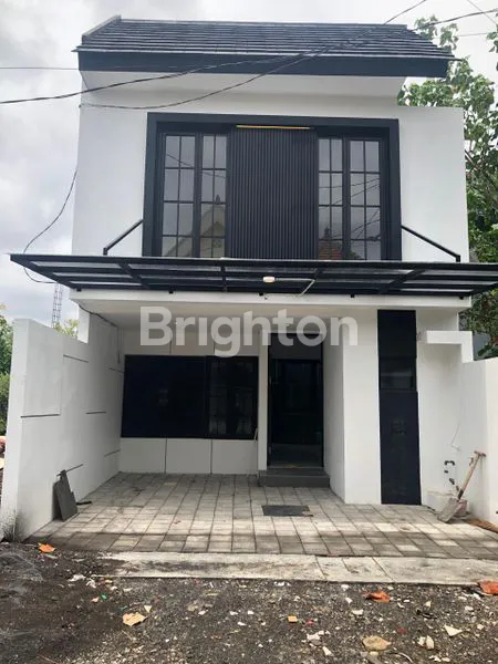 image RUMAH MEZZANINE SURABAYA GUNUNG ANYAR (1)