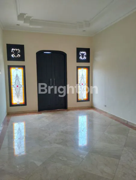 image RUMAH AREA EKSLUSIF TENANG NYAMAN AMAN 5 BEDROOM (4)