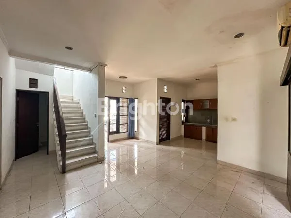 image 3 BEDROOMS HOUSE AT ONE GATE SYSTEM AREA NEAR SLK SCHOOL KEROBOKAN (3)