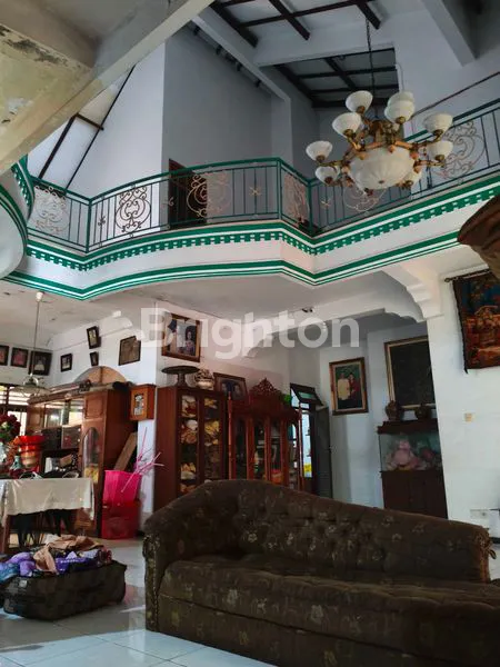 image RUMAH MEWAH 2 LANTAI, LT 528M² DI JL. STM (6)