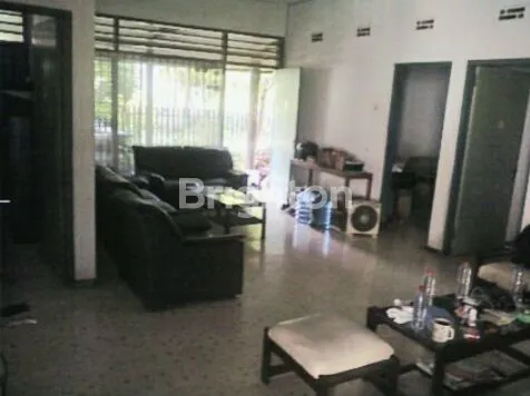 image RUMAH STRATEGIS DEKAT CIPUTRA WORLD, LT 325M² (3)