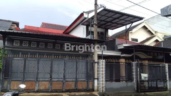 image DIJUAL RUMAH 2 LANTAI  (1)