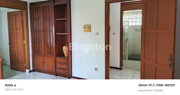 image RUMAH PAVILIUN EKSPAT CIPAKU, FURNISHED & STRATEGIS (4)