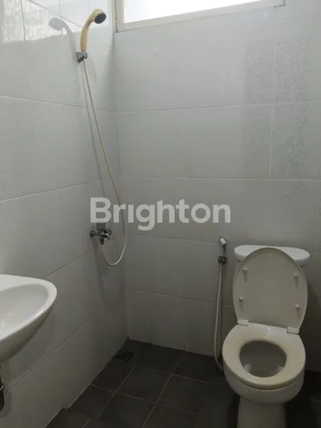 image HUNIAN STRATEGIS 2KT DI SPRING GADING SERPONG (6)