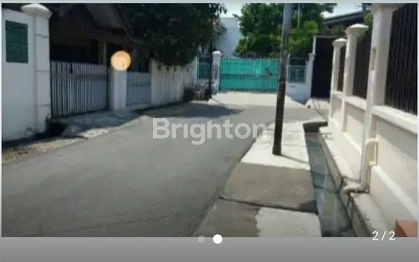 image RUMAH TUA HITUNG TANAH SAJA  COCOK UTK TEMPAT TINGGAL ATAU USAHA RUMAH KOS STRATEGIS EKONOMIS (2)