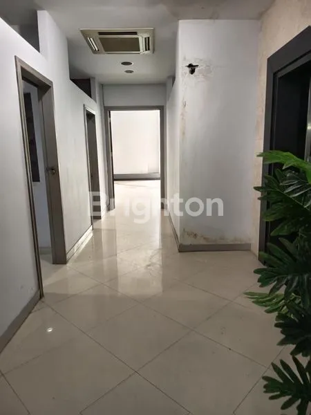 image RUKO 3 LANTAI DI RENON (7)