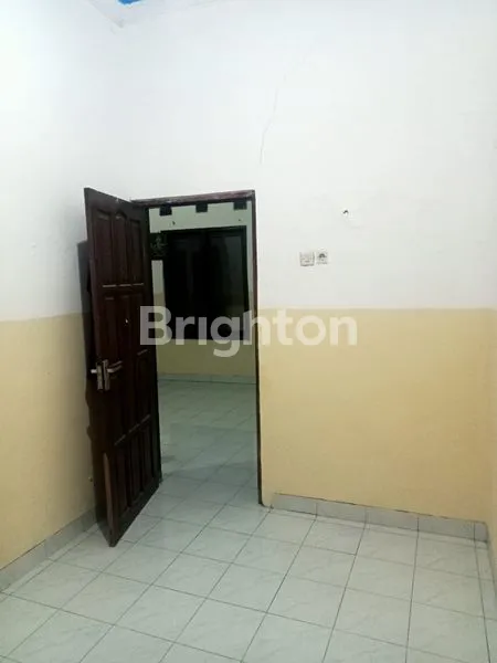 image MILIKI SEGERA RUMAH SIAP HUNI  NYAMAN NAN CANTIK 2 KT LUAS 111M DI MAJASEM KOTA TEGAL (7)