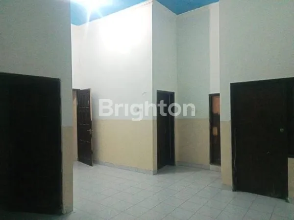 image MILIKI SEGERA RUMAH SIAP HUNI  NYAMAN NAN CANTIK 2 KT LUAS 111M DI MAJASEM KOTA TEGAL (8)