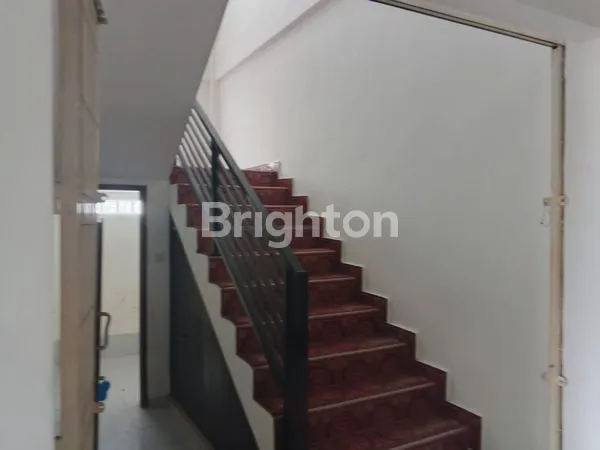 image DISEWAKAN RUKO 2 LANTAI LUAS 300 M2 DIJALAN UDAYANA NEGARA JEMBRANA BALI  (7)