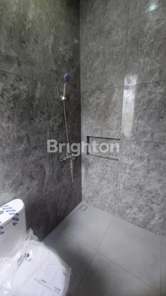 image RUMAH BARU GRESS SIAP HUNI PRAPEN INDAH SELANGKAH KE JEMURSARI SURABAYA (3)