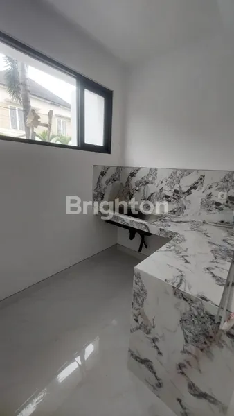 image RUMAH BARU GRESS SIAP HUNI PRAPEN INDAH SELANGKAH KE JEMURSARI SURABAYA (5)