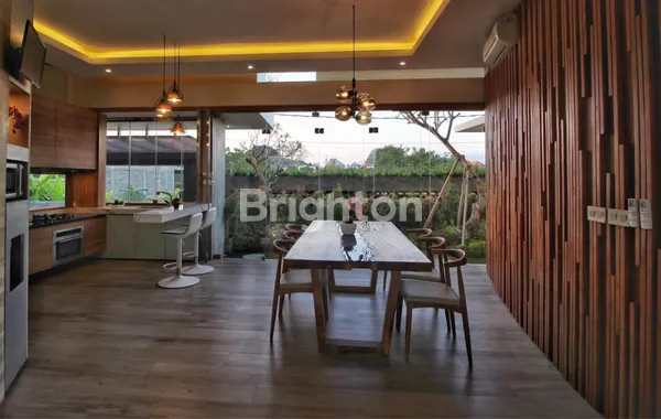 image LUXURY 5 BEDROOM VILLA FOR RENT SANUR AREA (235V) (5)