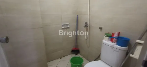 image DISEWAKAN RUKO STRATEGIS KOTA WISATA, 2 LANTAI SIAP USAHA (6)