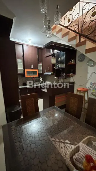 image JUAL RUMAH SANGAT CANTIK, NYAMAN, TERAWAT, FULL FURNISHED, SIAP HUNI, DI LOKASI STRATEGIS (5)