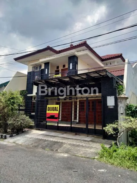 image RUMAH 2 LANTAI 7KT DI RUNGKUT ASRI (1)