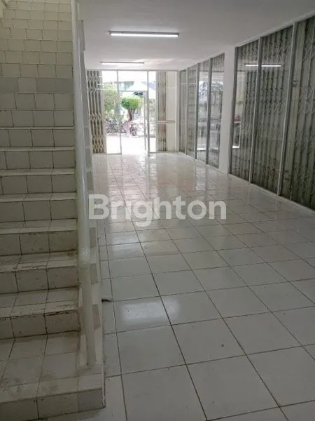 image MURAH SEWA RUKO HOOK KOMPLEK RUKO PERKANTORAN CEMPAKA MAS (2)