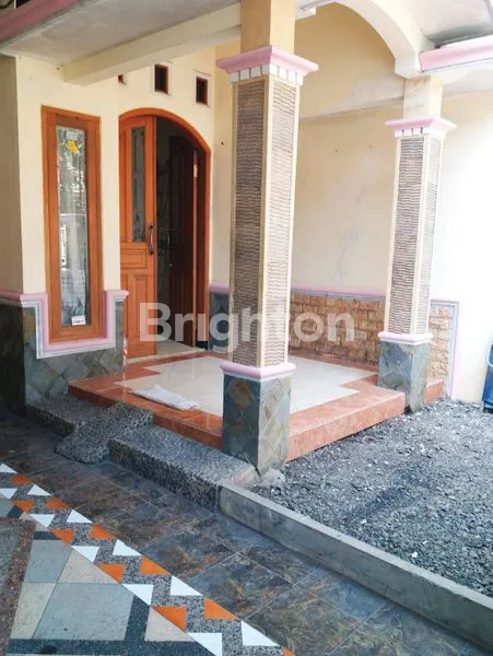 image RUMAH SIAP HUNI HARGA NEGO SAMPAI DEAL DI GRIYA SHANTA KOTA MALANG (2)