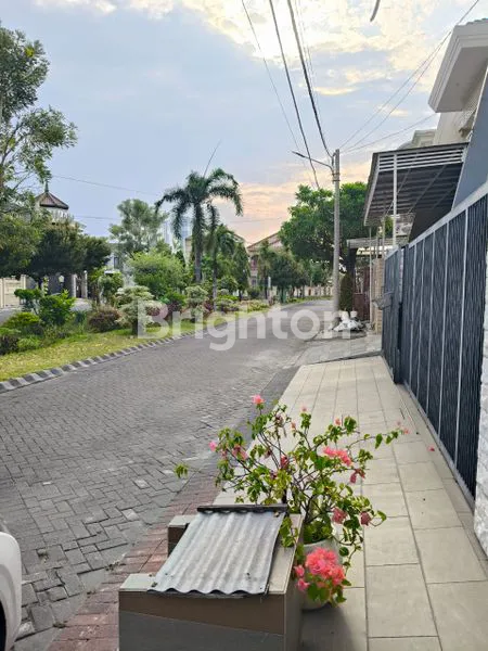 image DIJUAL RUMAH 2 LANTAI DHARMAHUSADA MAS (2)